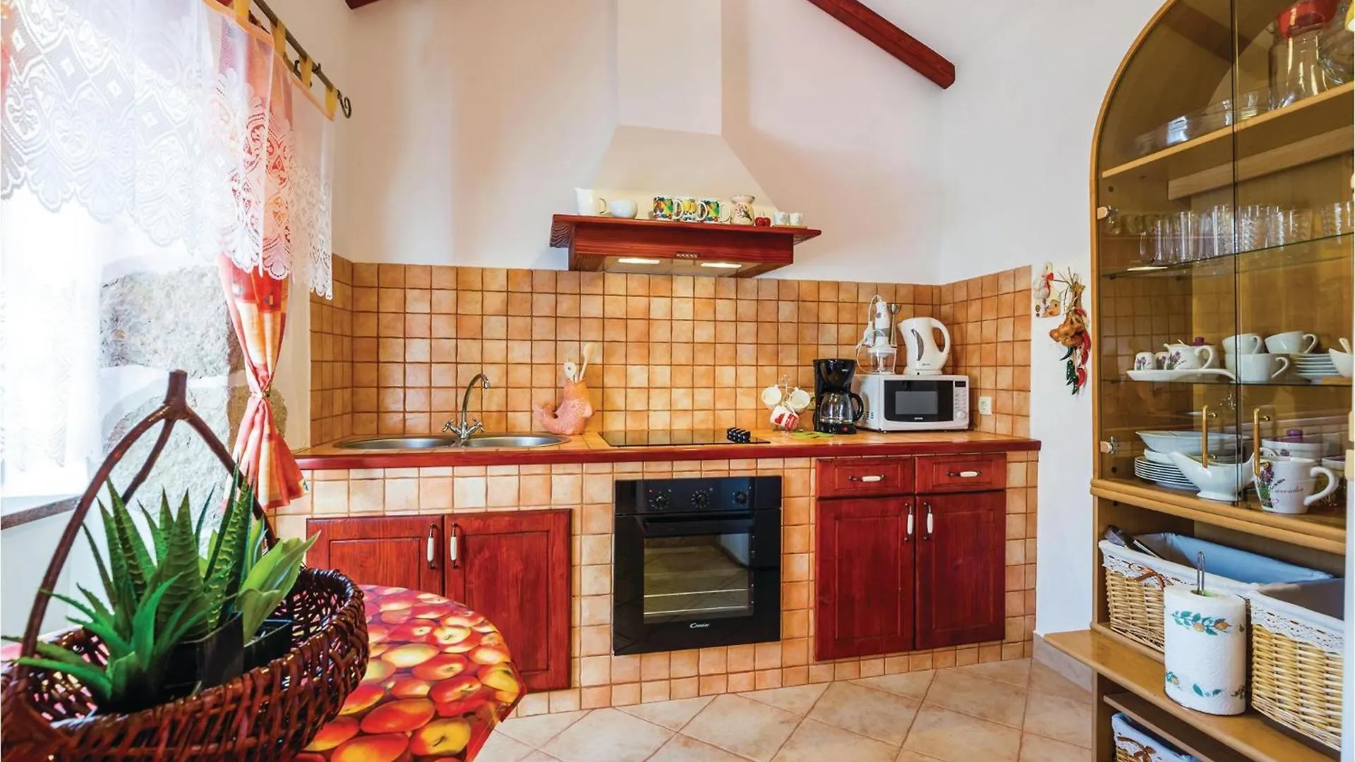 Gorgeous Home In Moscenicka Draga With Kitchen Holiday home