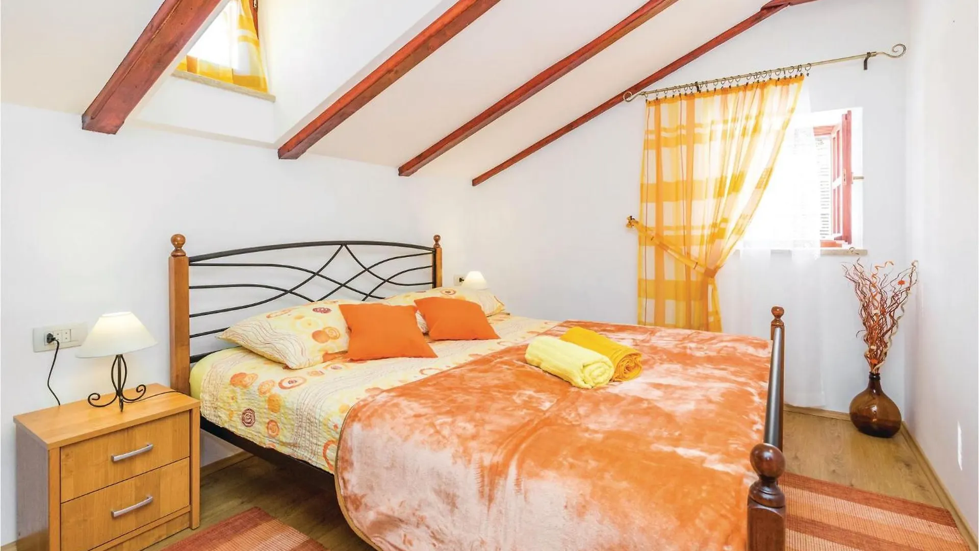 Holiday home Gorgeous Home In Moscenicka Draga With Kitchen